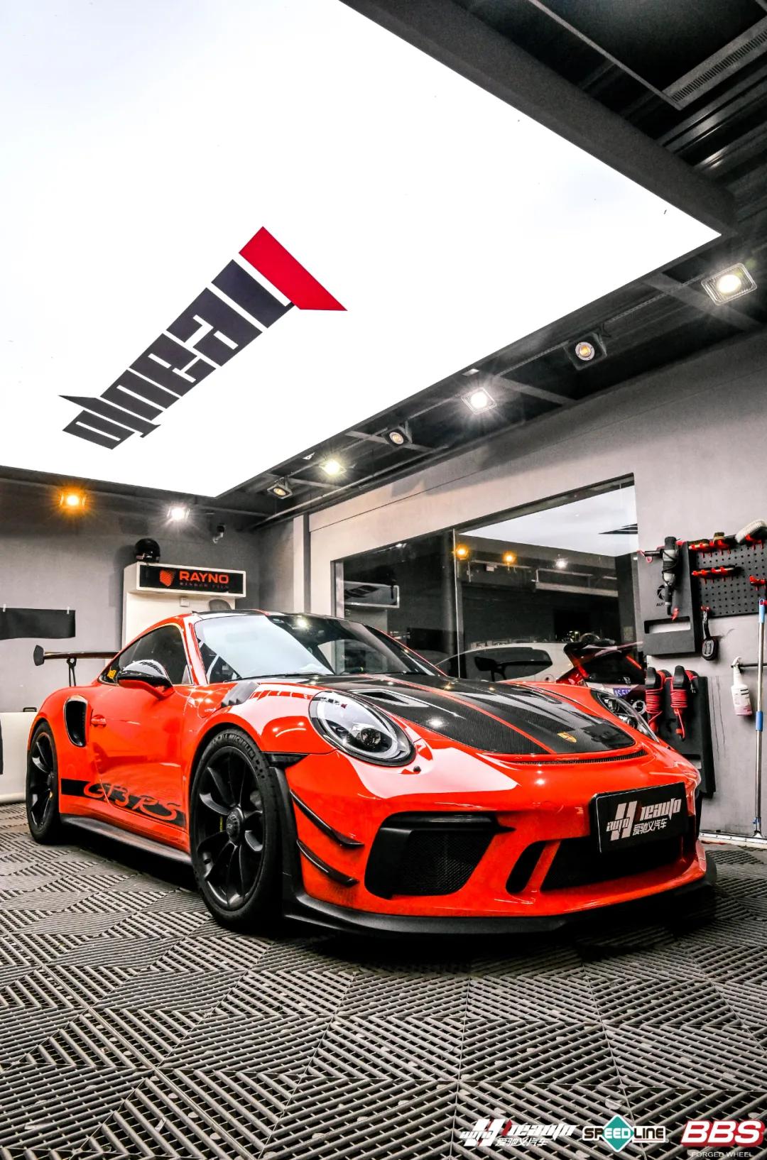 保时捷911gt3rs保养多少钱,提走一辆保时捷911gt3rs的过程