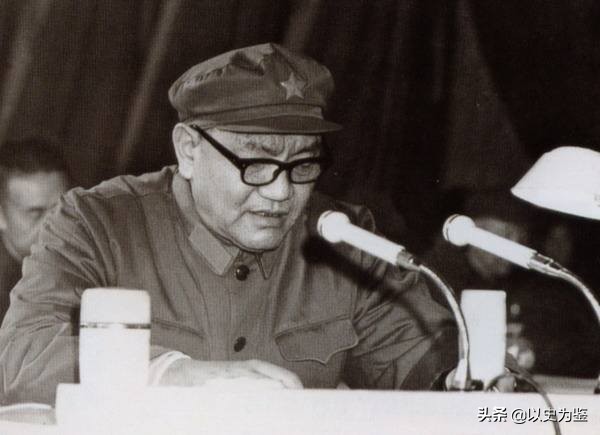 中野血战汝河，虎将尤太忠1个旅阻击敌军3个师，*小平邓**：打得好