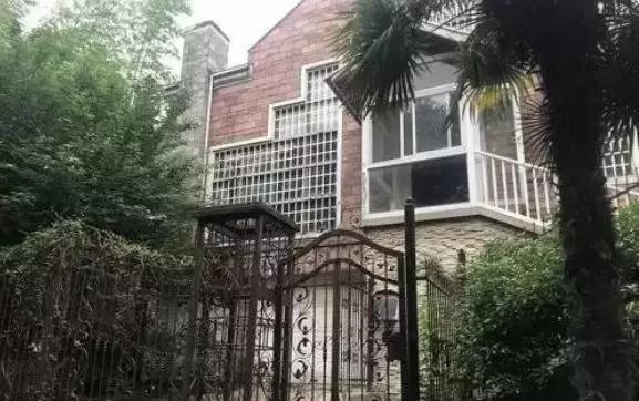 南京人，迷信的矛盾体