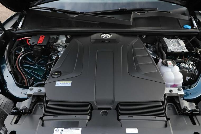 与大众途锐同平台的车,和卡宴一个平台的大众