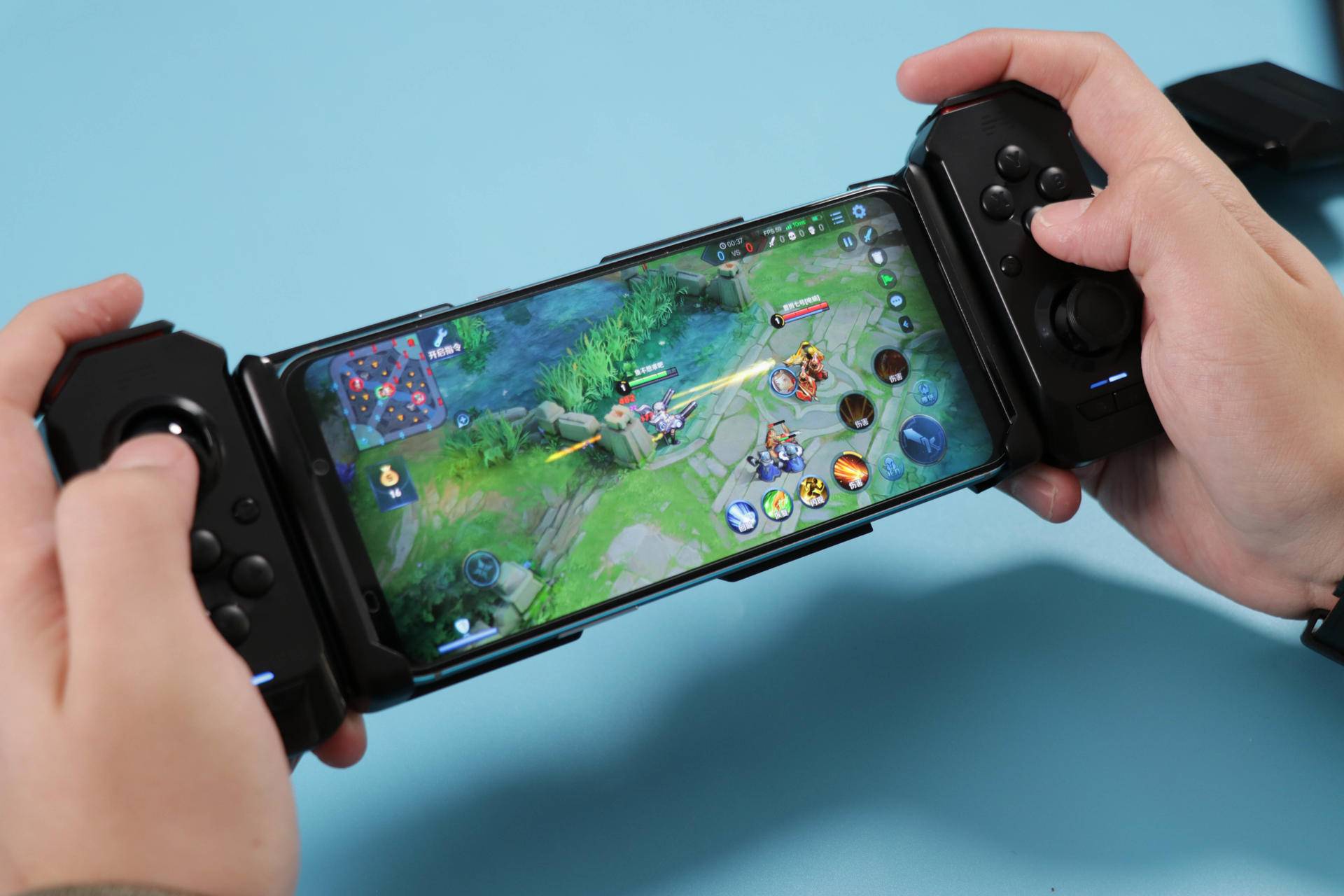 活游戏北通h2游戏手柄体验,一个手柄玩双人游戏