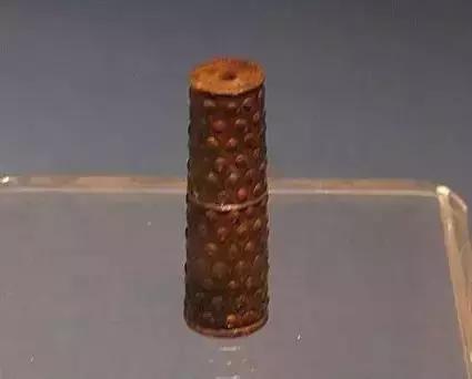 玉得五色沁胜得十万金是什么意思,玉有五色胜过万金