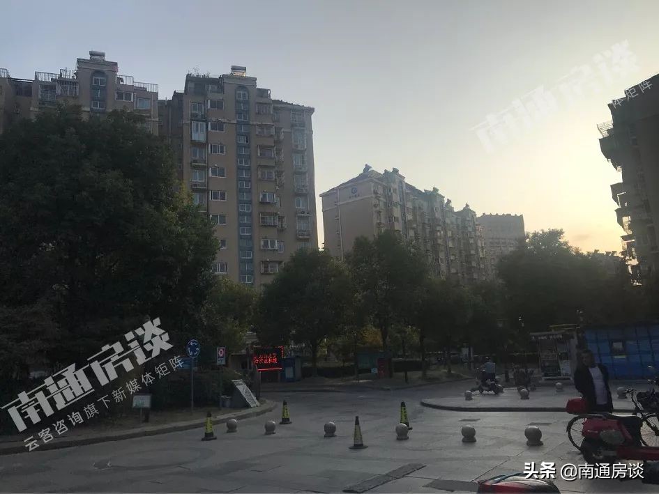 学士府与紫东花苑哪个好,学士府安置房价格