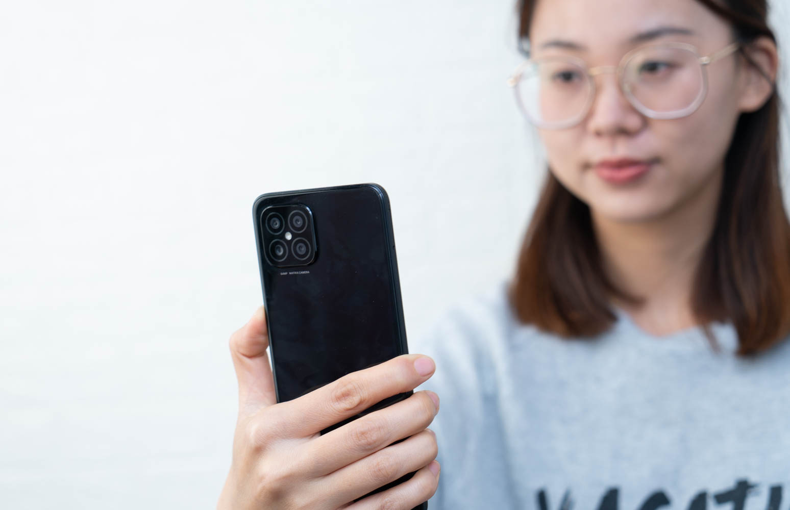 66w快充体验,荣耀66w车载快充超薄测试