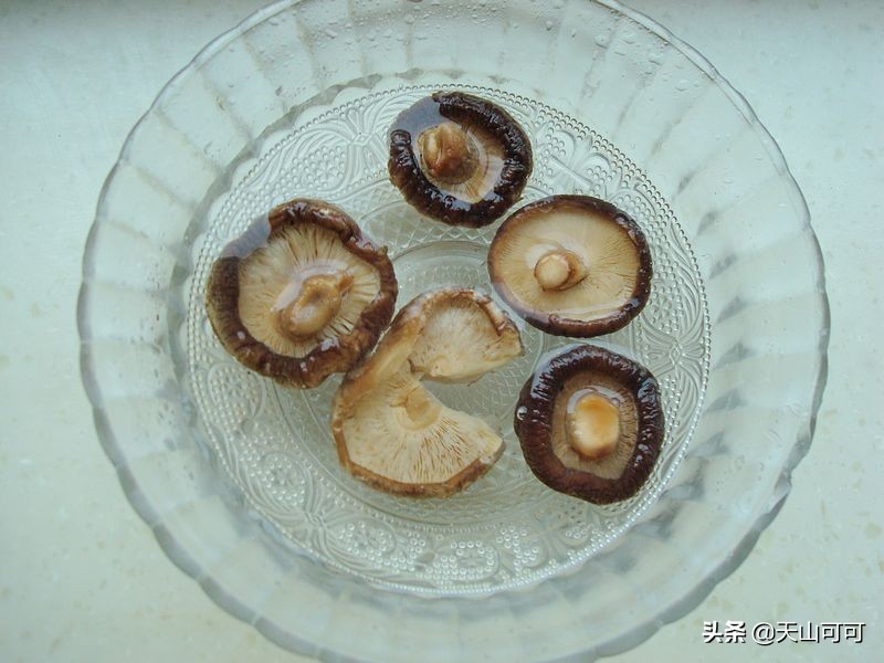 丸子怎么做才好吃不辣不上火,丸子怎么做又滑又嫩又有弹性