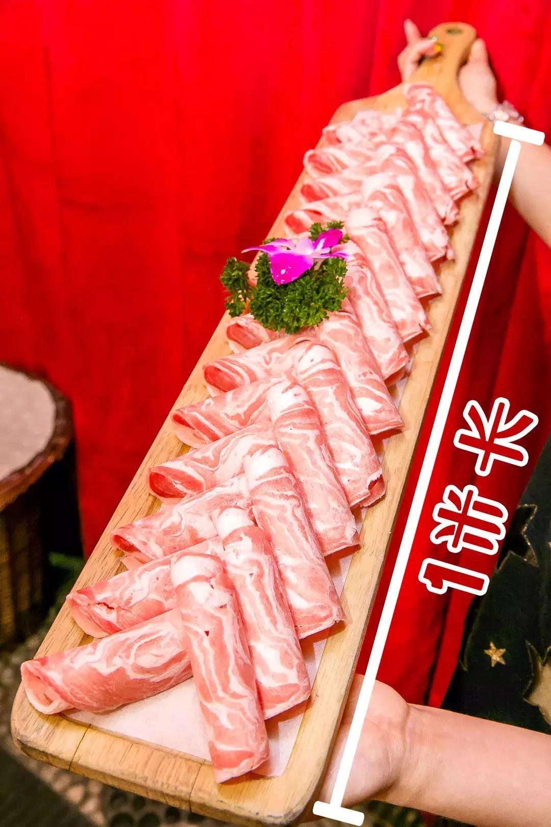 成都美食火锅双子塔,火锅界的no1