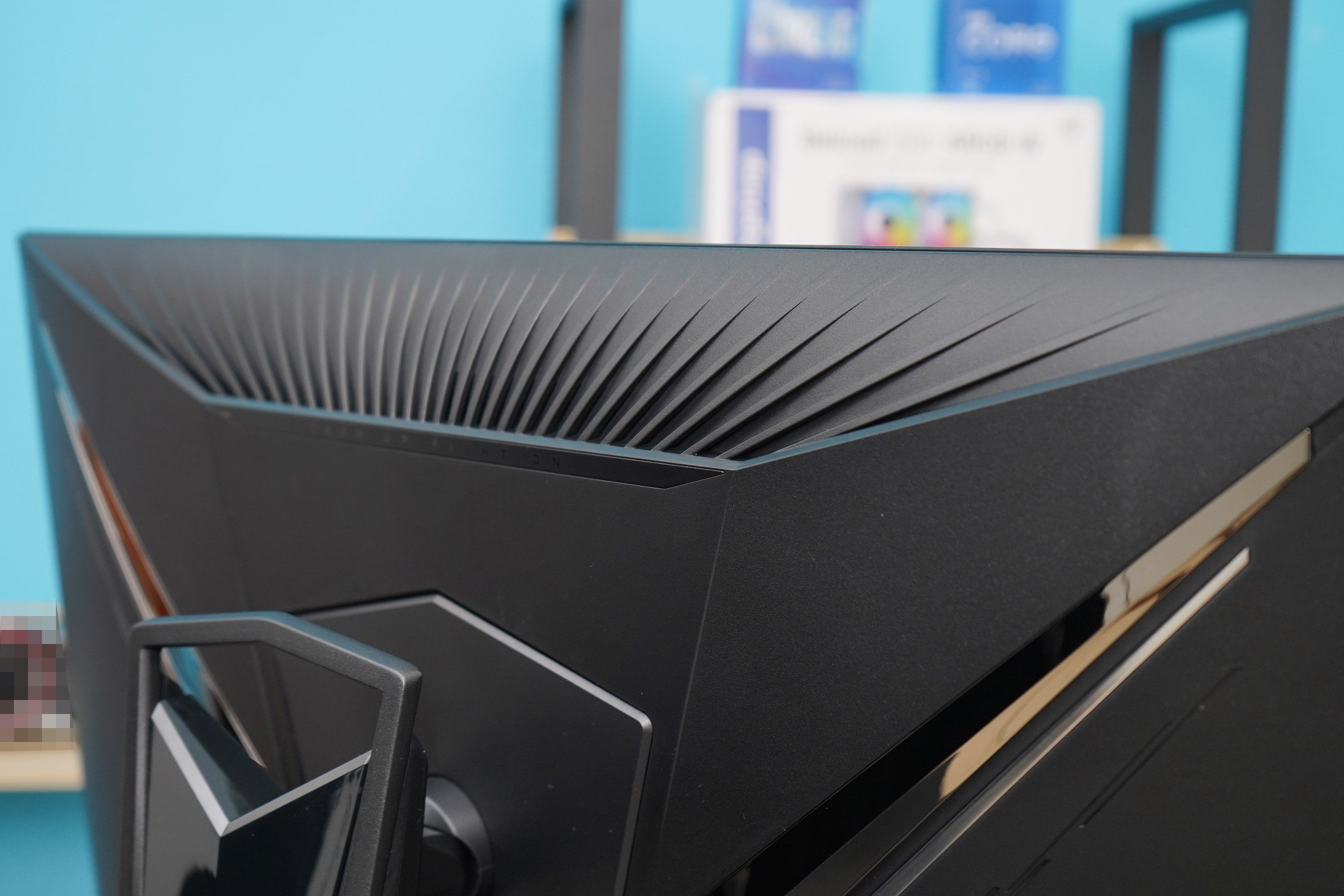 技嘉显示器aorus32英寸,技嘉aoruscv27f显示器