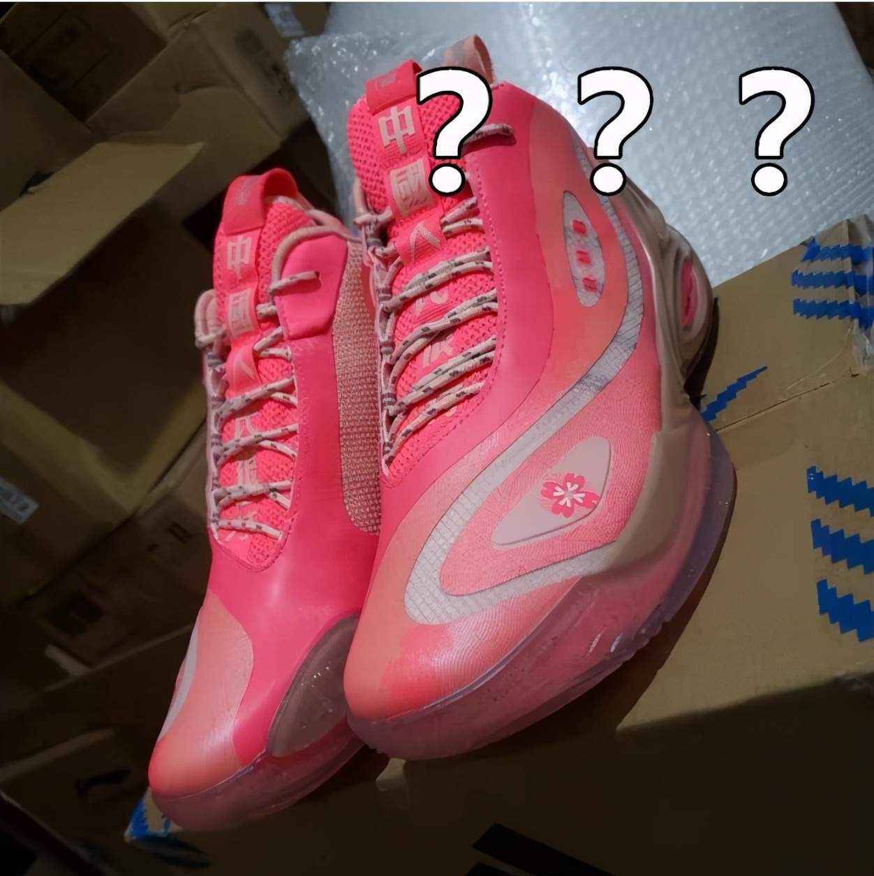 国货逆袭了！少女配色加上舒适脚感，百元价格也能买到心头好