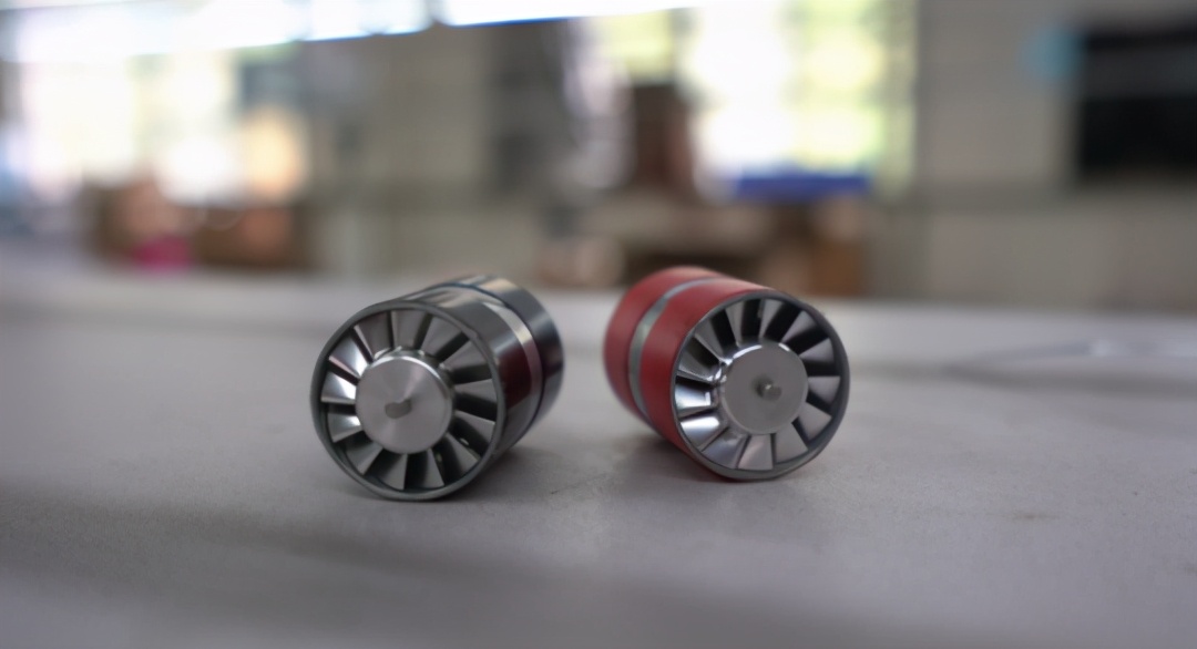 戴森吹风机真的这么牛吗,戴森吹风机一千多是正品吗