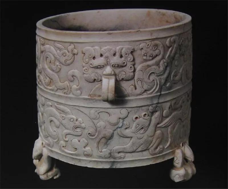 汉代玉的特征图片,汉代玉跪人造型特点