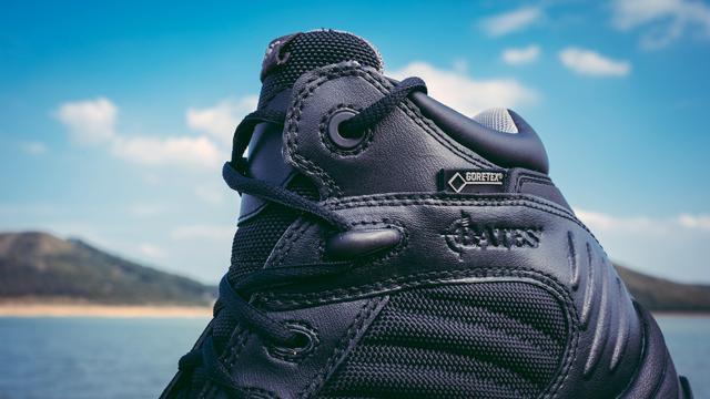 户外达人日常通勤穿的战术靴——体验BATESGX-4（E2266）战术靴