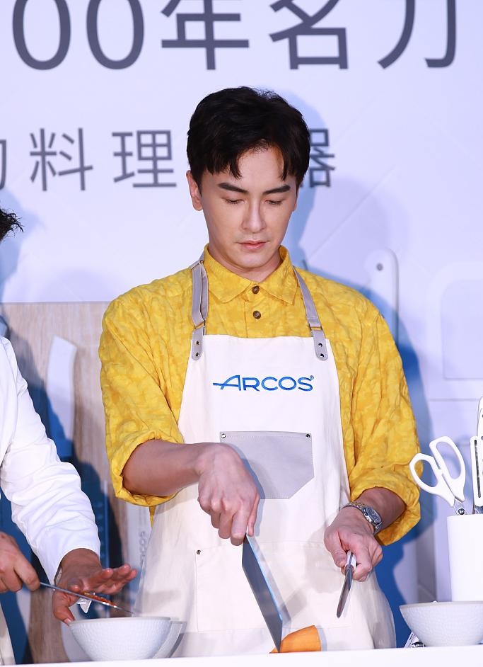 吴宗宪悼念黄鸿升视频,吴宗宪黄鸿升