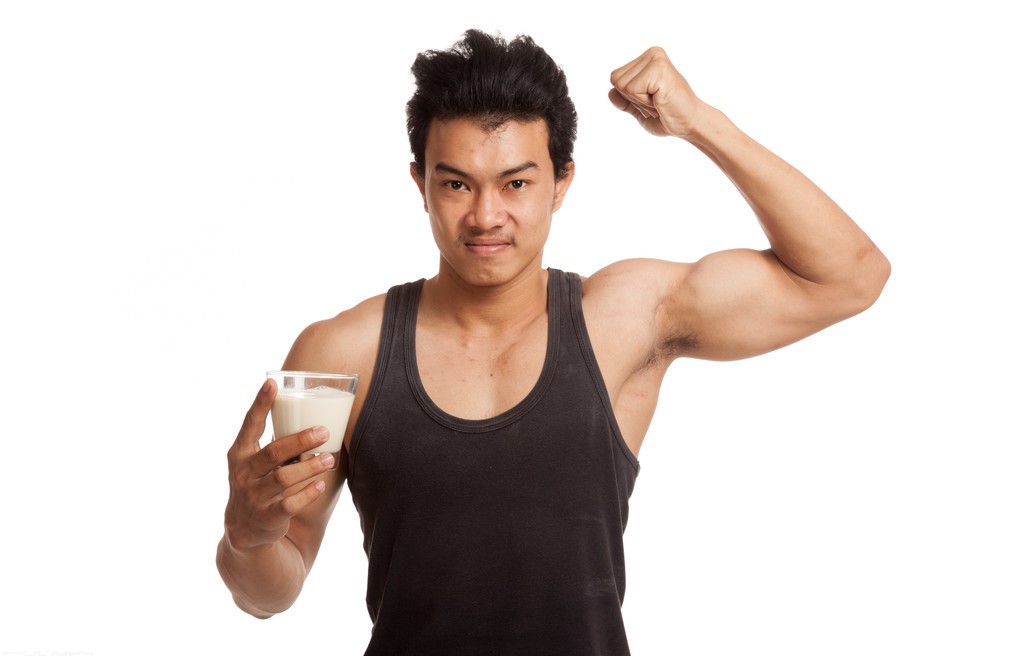 豆浆牛奶酸奶哪个适合早上喝,牛奶酸奶豆浆可以同时饮用吗