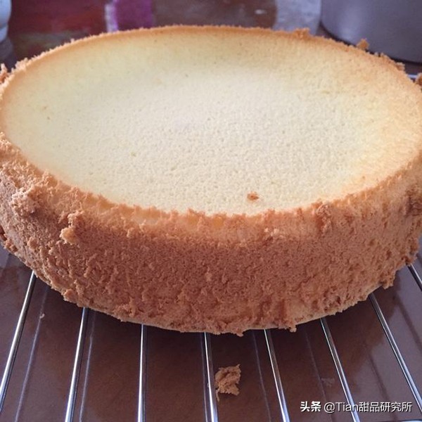 失败的戚风蛋糕怎么处理,失败的戚风蛋糕什么样