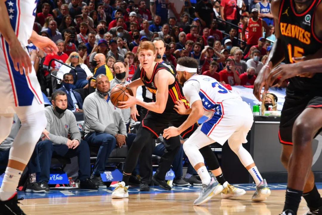 水花兄弟唯一一次对位,水花兄弟对阵雷霆