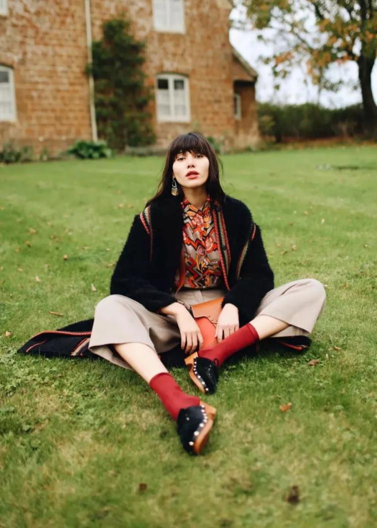 冬季保暖长筒袜穿搭,冷天半腿袜有了新穿法