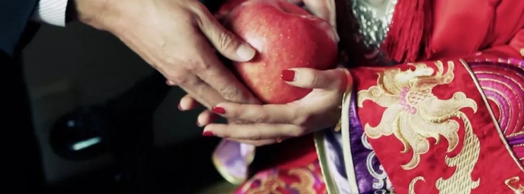 中式婚礼接亲环节穿啥,接亲进门环节讲究什么内容