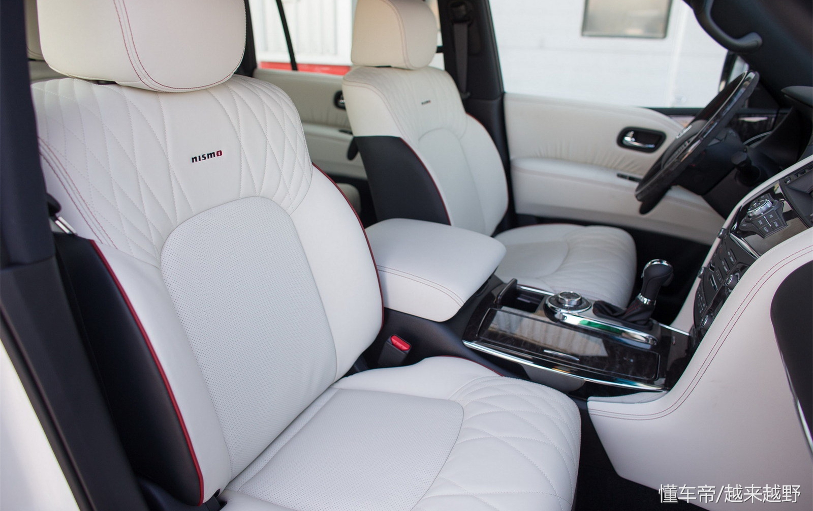 途乐红色包围,途乐有什么颜色