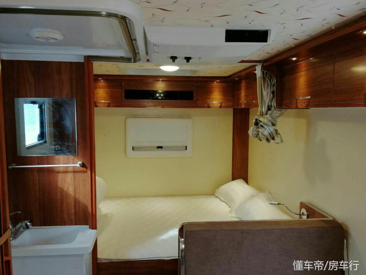 房车推荐10万到20万之间独立厨房,房车大全20万以下五人座