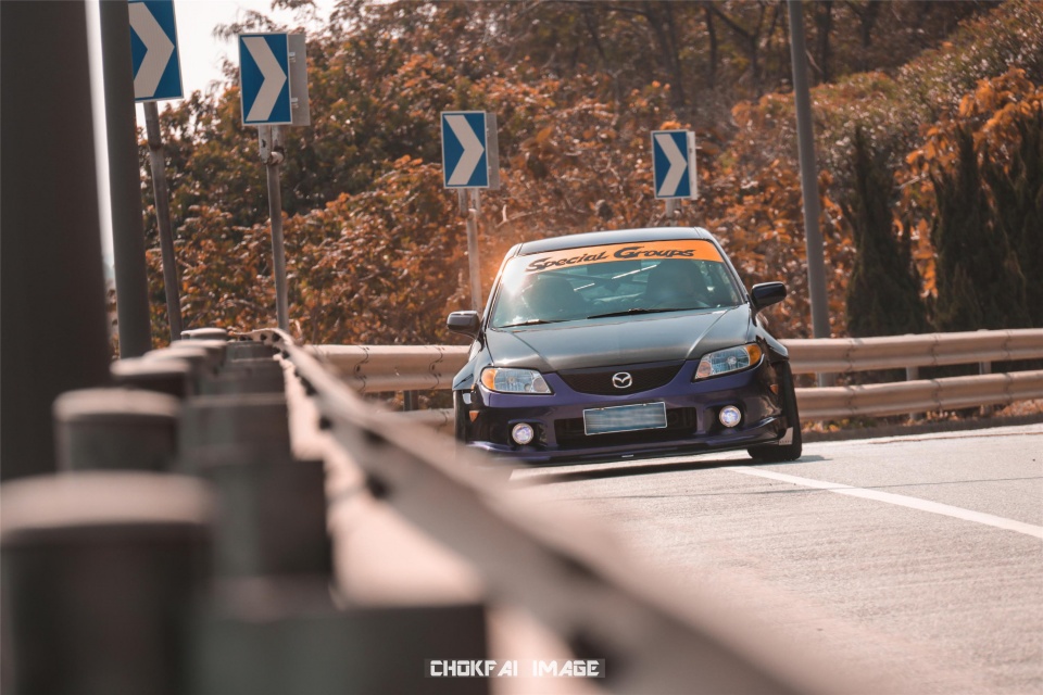 几几年的马自达323最好看,亲手打造超级车