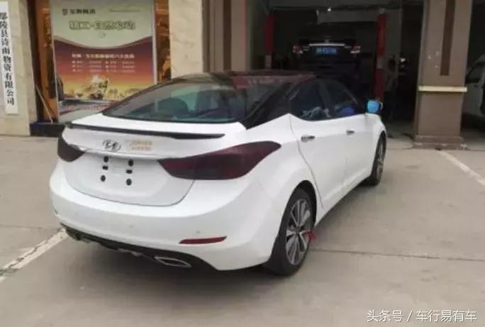 白色车顶贴黑膜需要备案吗,车顶贴的黑膜叫什么