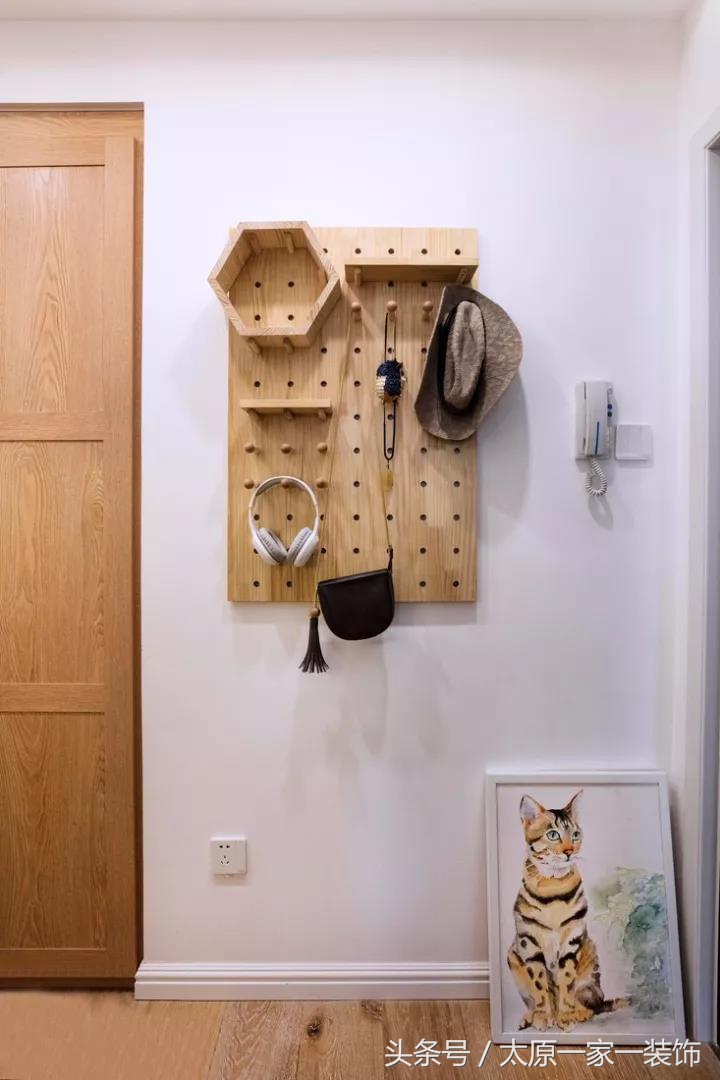 60平北欧小两居室，床头柜非常有设计感！