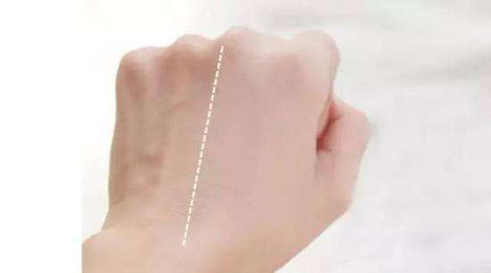 粉底液bb霜气垫cc用哪种好呢,粉底液气垫bb霜cc霜和粉饼的区别