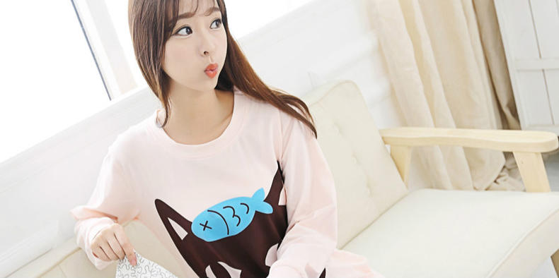 有了这些家居服在家也是小仙女 (给自己配上一套漂亮舒服的家居服)