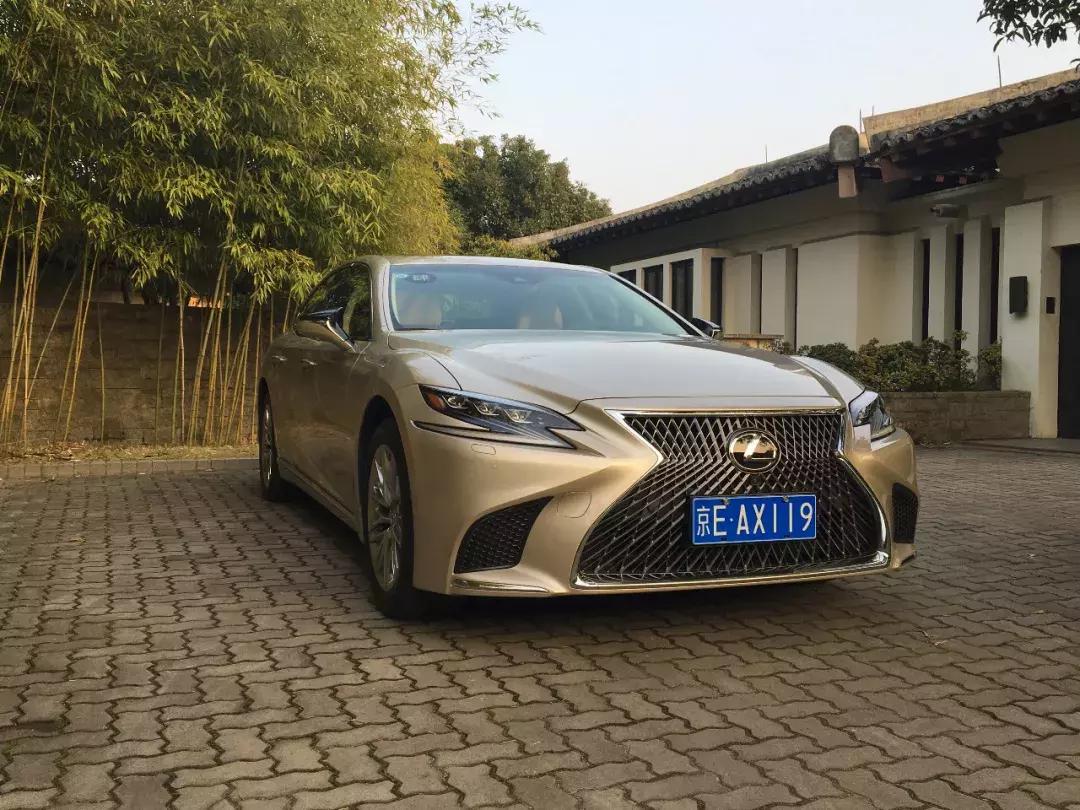 雷克萨斯ls最耐用的车型,试驾雷克萨斯LS行政版