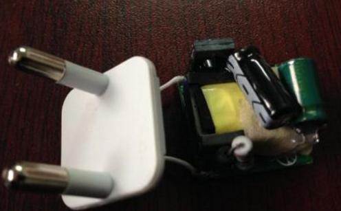 充电器总是发出吱吱的声音安全吗,手机充电器发出吱吱响危险吗