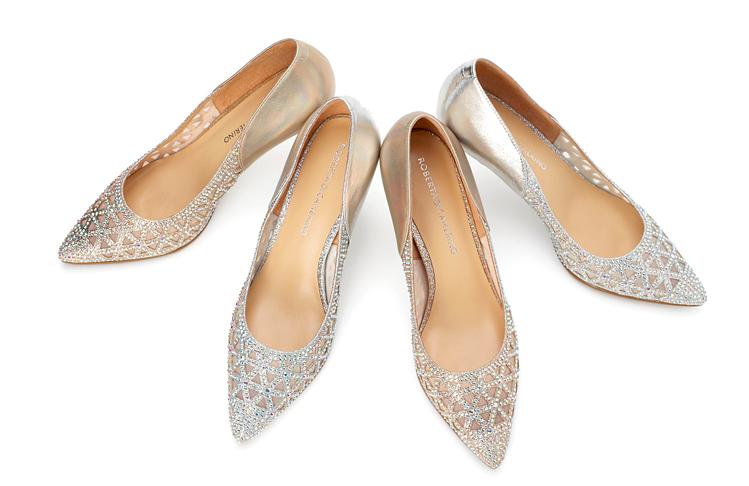 屌丝结不起婚？仅仅看女性的婚鞋投入就知道婚礼有多“天价”