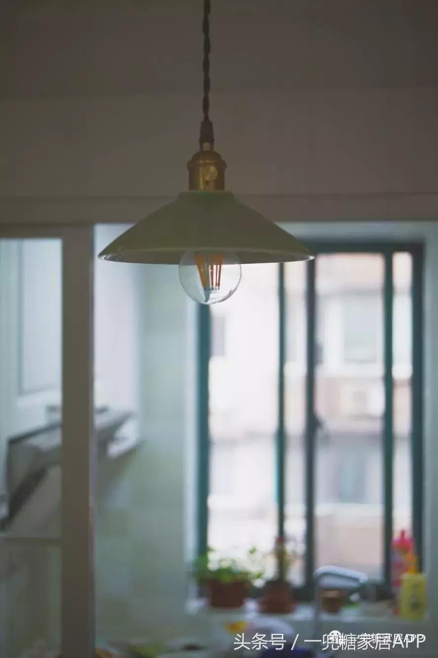 没有主灯无吊顶,不做吊顶也可有灯