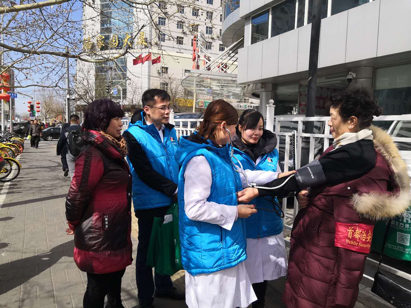 领略东方博大医院新时代“天使志愿者”的“红海行动”