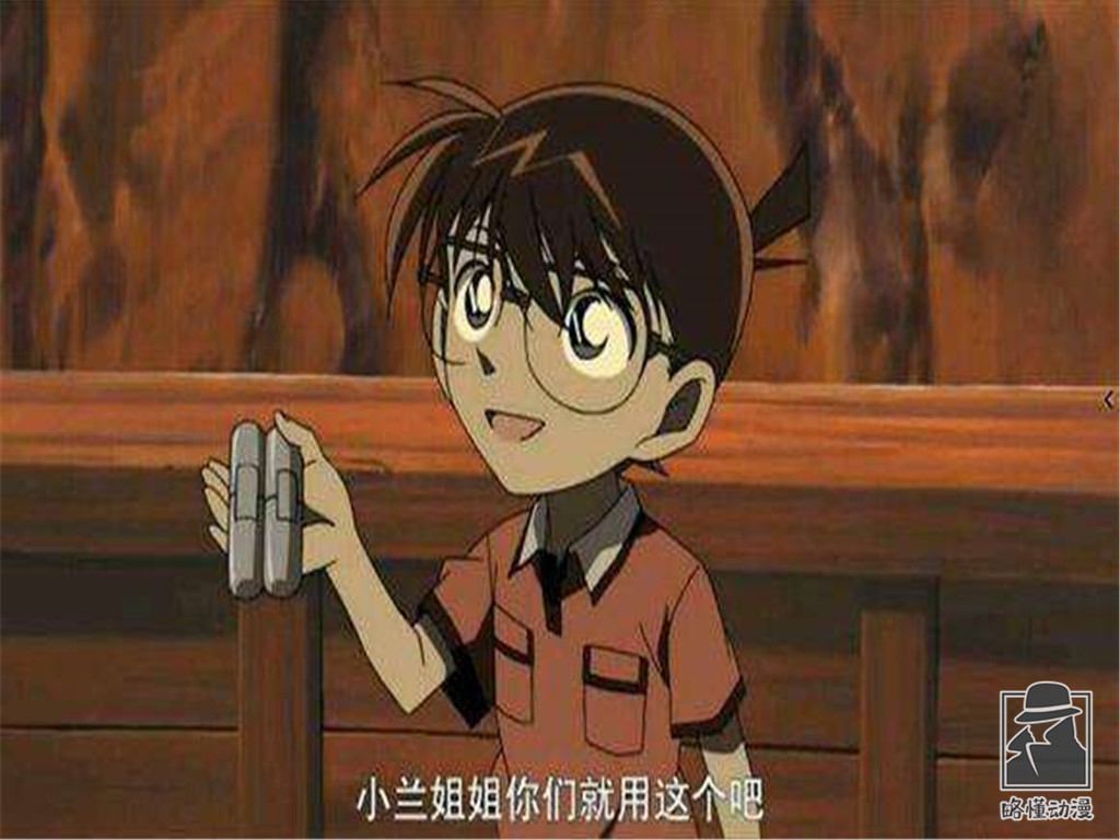 怪盗基德的道具是阿笠博士做的吗,阿笠博士给柯南发明的道具