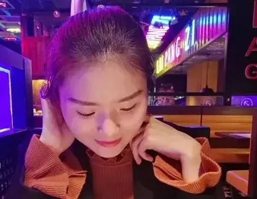 美妆好看的颜色,30块钱以下平价好用的口红或唇釉