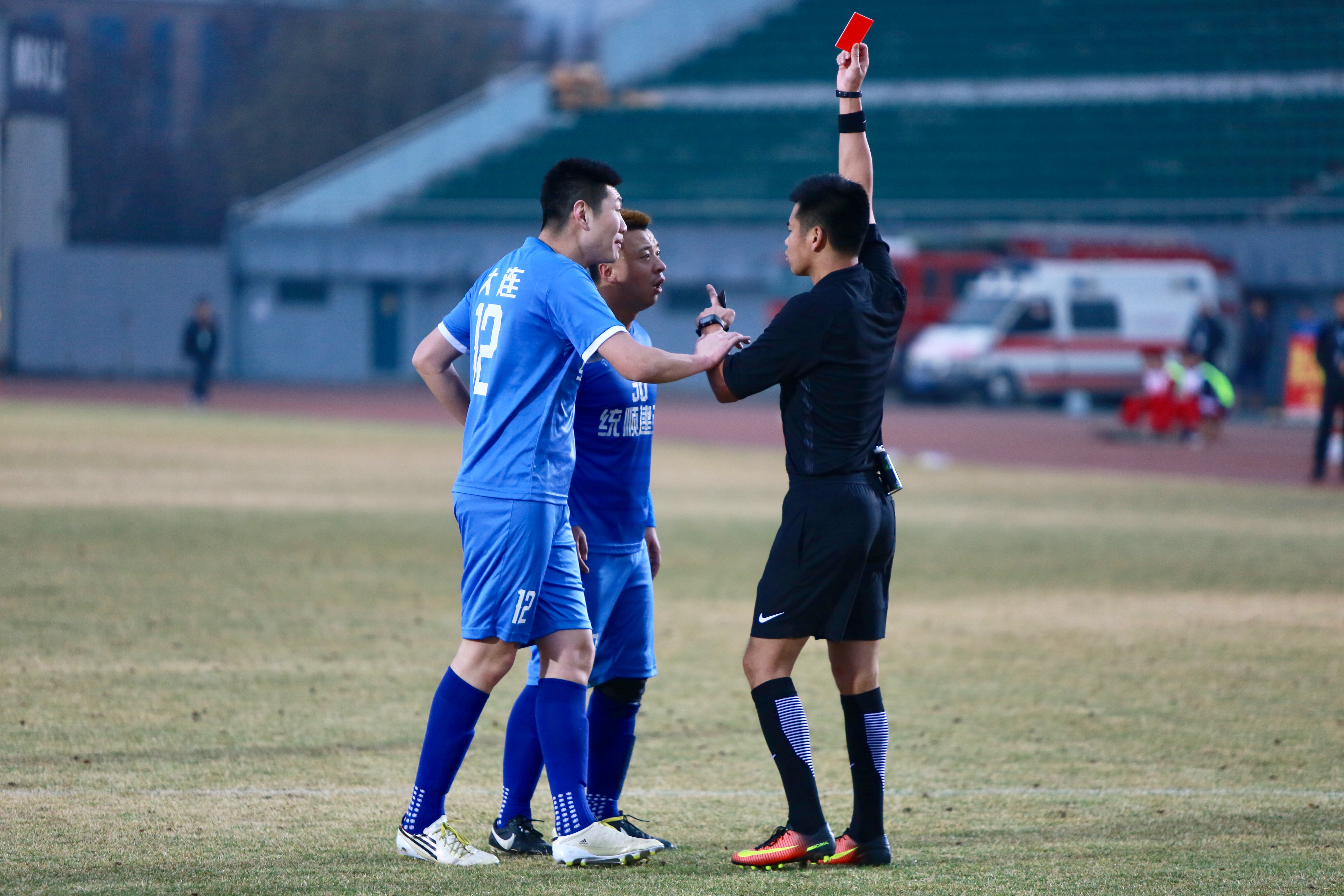 淄博星期天队比赛视频,淄博星期天足协杯战报