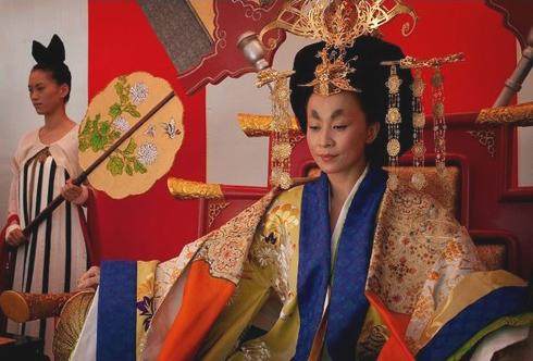 狠毒的武则天,武则天慈禧吕后狠毒