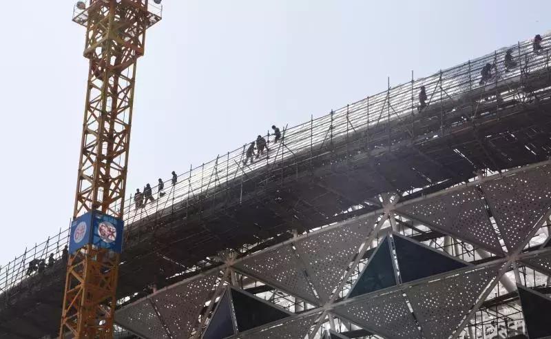 咸阳鸟巢音乐喷泉几点开,咸阳鸟巢周边有规划吗