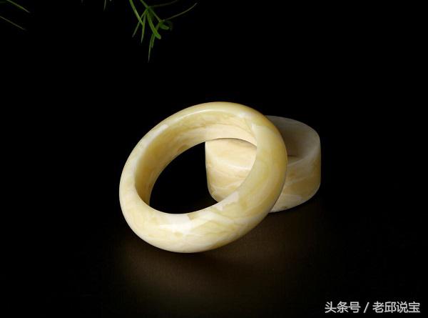 琥珀蜜蜡大料,为什么人都喜欢琥珀料