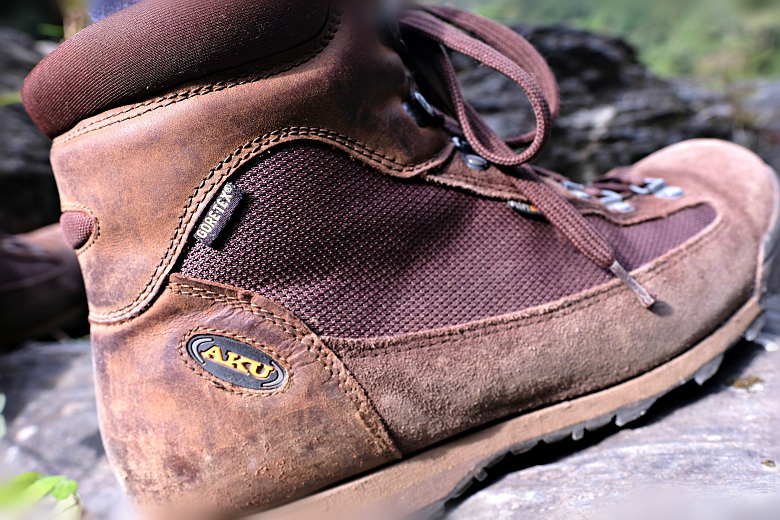 aku户外登山鞋,轻便徒步涉水鞋