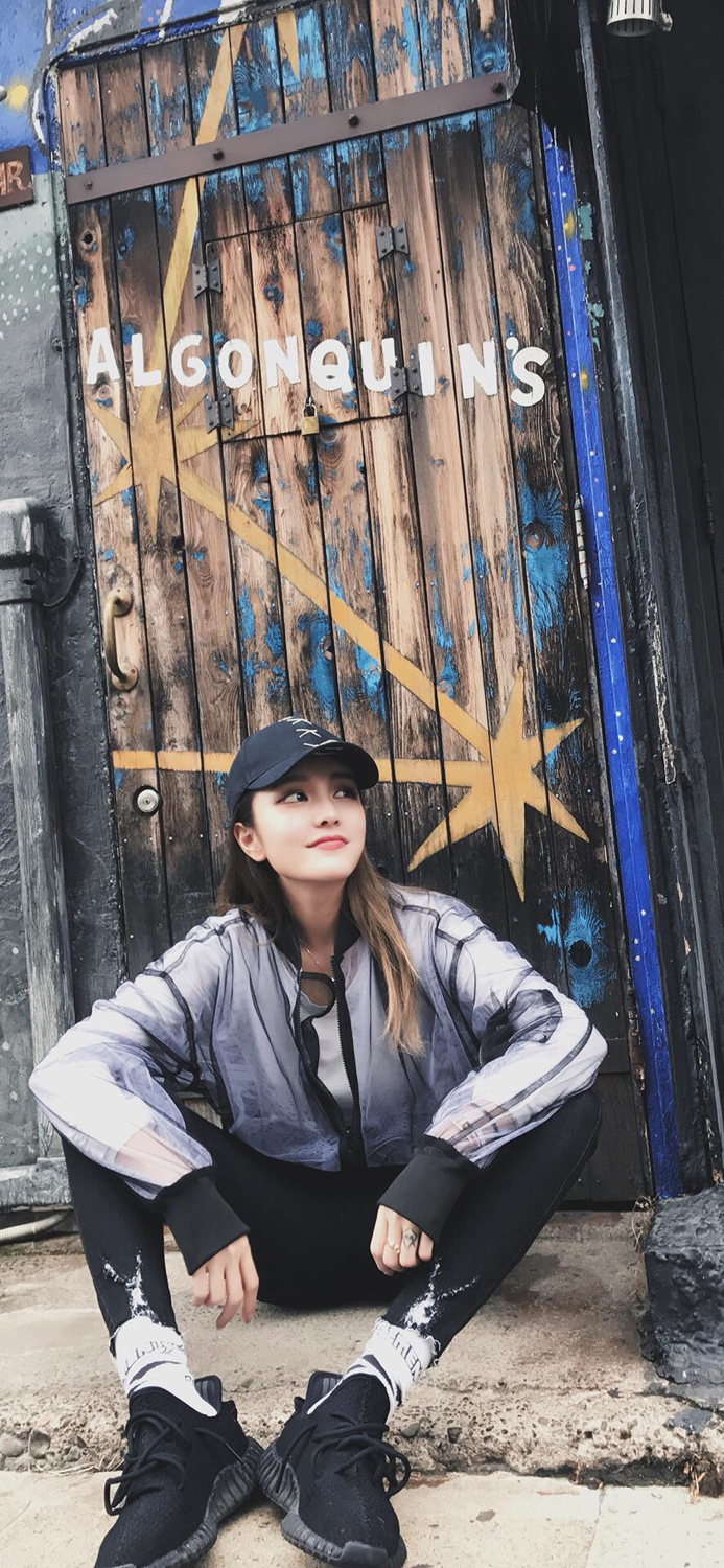 苹果x超高清美女壁纸，珍藏已久