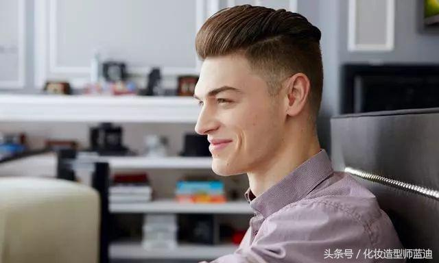 男生发型2021流行发型中学生,男生短发型2021流行发型碎盖头