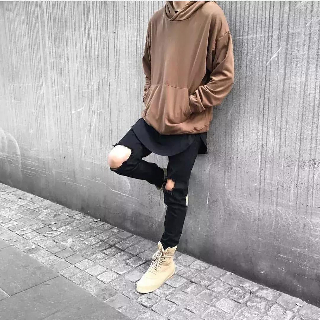 男士墨绿色帽衫怎么搭,不只有黑白色的男生穿搭