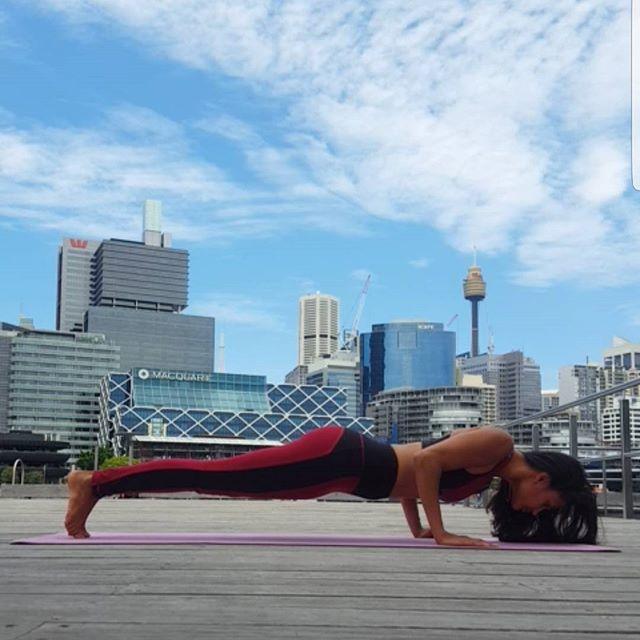 改善腰酸背痛的动作,告别腰酸背痛的运动方式