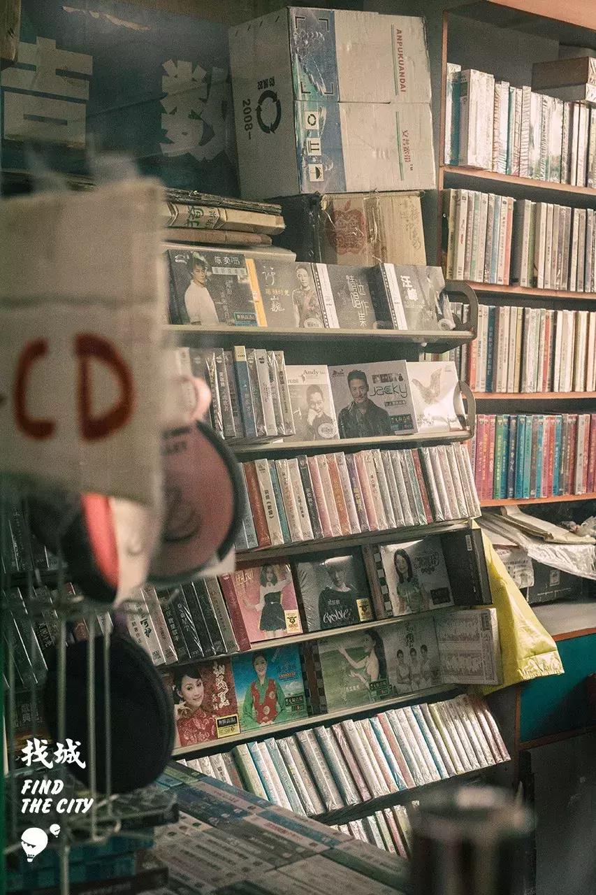 课堂之外，曾经的“坏孩子”们究竟跑哪去了？