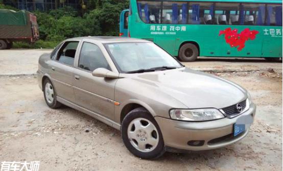 欧宝corsa最新款试驾视频,另类德式小钢炮欧宝corsagsi亮相