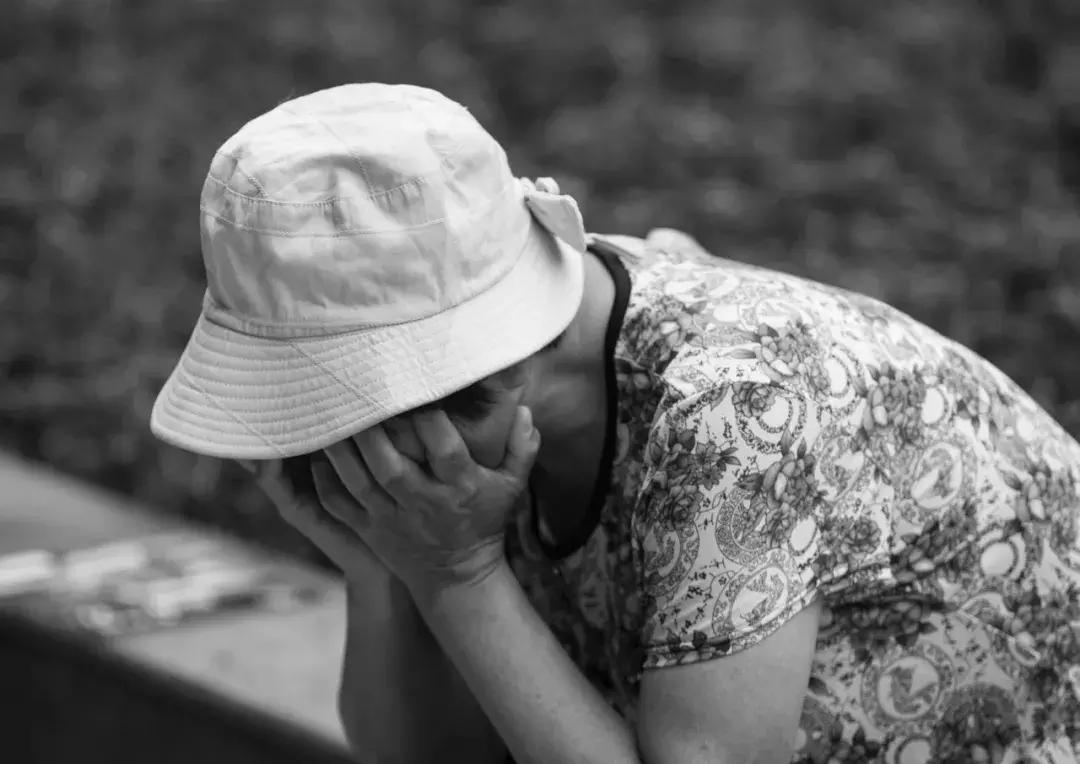 34岁美女相亲十次,32岁美女相亲30多次都失败