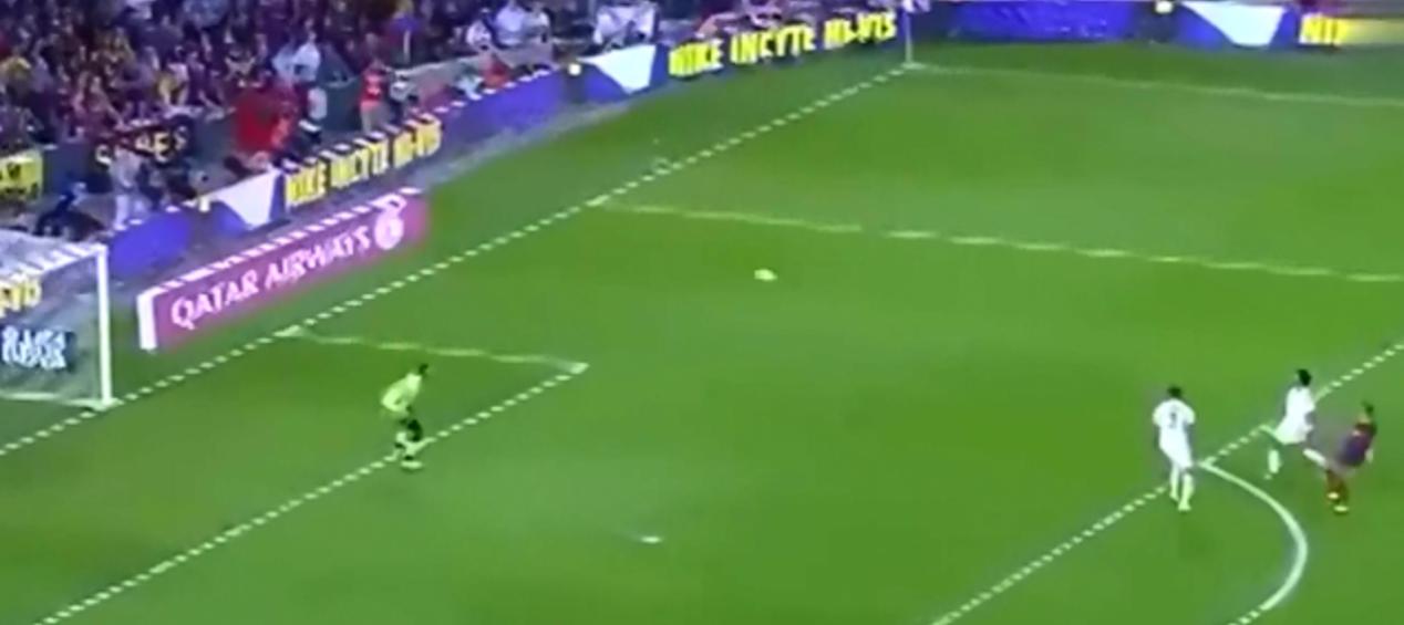 蝎子摆尾凌空抽射倒挂金钩,倒挂金钩凌空抽射大空翼