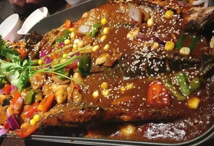 南昌炭火烤鱼,南昌烤鱼哪家正宗