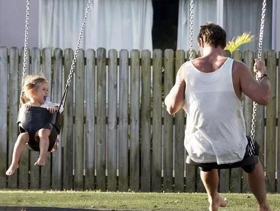 发现一枚比杜江更宠妻，比小贝会带娃的男神！颜值高更顾家的男神